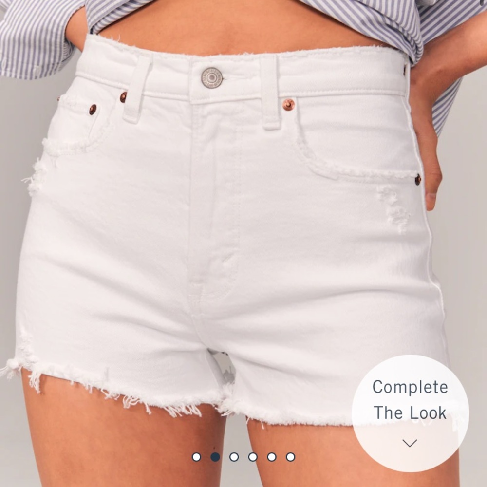 Abercrombie High Rise Mom Shorts in Ripped White Wash